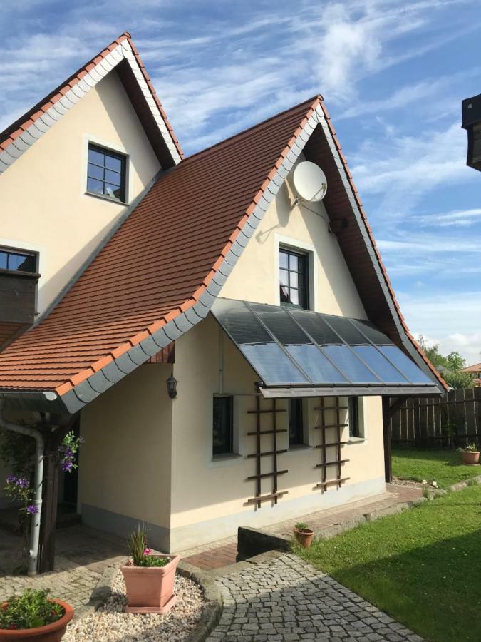 Ferienwohnung "Gruenes Tor" Bei Dresden Dohna Exterior photo